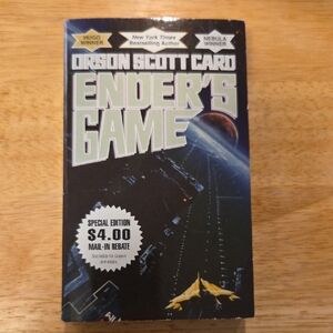 Ender's Game Paperback Novel (Book #1 in Ender's Saga Series)